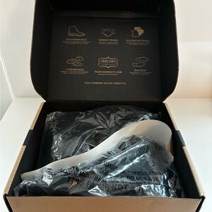 Black Matte Thursday Boot Company Captains men’s size 11 NEW